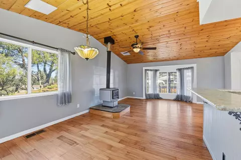 Living - 1946 Blue Bell Ct, Cool, CA 95614 photo 4 of 5