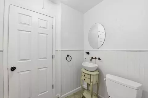 Bath - 1946 Blue Bell Ct, Cool, CA 95614 photo 1 of 6