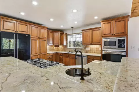 Kitchen - 1946 Blue Bell Ct, Cool, CA 95614 photo 5 of 5