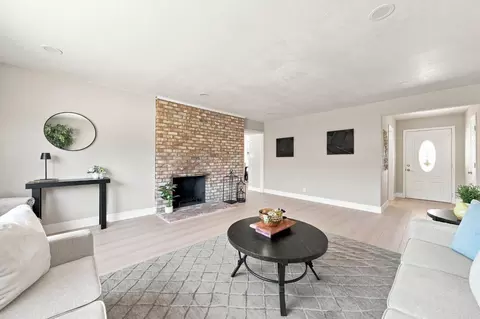 Living - 1407 Babel Ln, Concord, CA 94518 photo 5 of 8