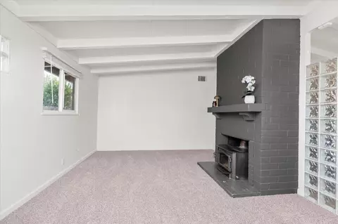 Living - 2108 O Farrell Ave, Modesto, CA 95350 photo 3 of 5