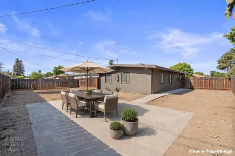 Exterior - 2108 O Farrell Ave, Modesto, CA 95350 photo 7 of 14