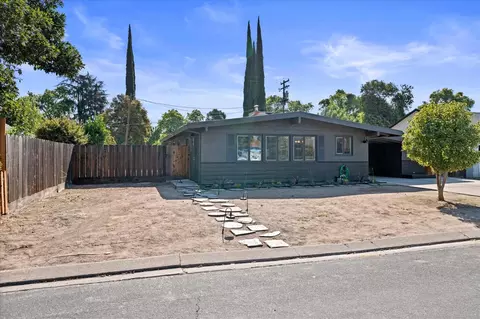 Exterior - 2108 O Farrell Ave, Modesto, CA 95350 photo 3 of 14