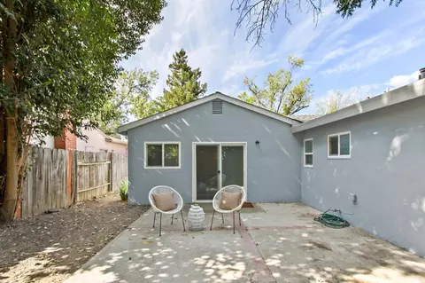 Exterior - 1518 Pole Line Rd, Davis, CA 95618 photo 6 of 10