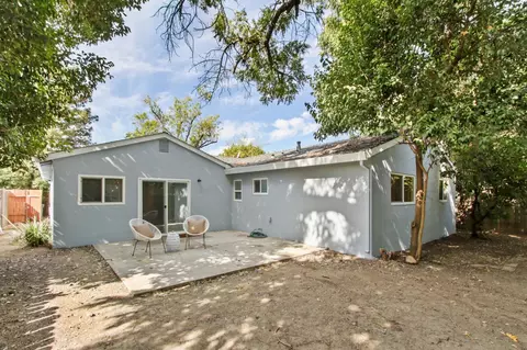 Exterior - 1518 Pole Line Rd, Davis, CA 95618 photo 5 of 10
