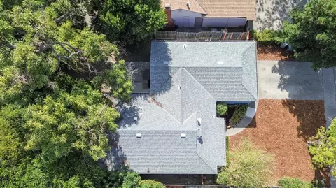 View/Area - 1518 Pole Line Rd, Davis, CA 95618 photo 2 of 7