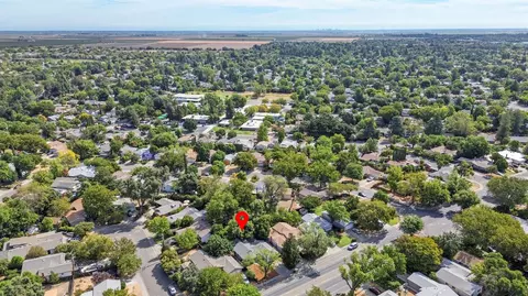 View/Area - 1518 Pole Line Rd, Davis, CA 95618 photo 4 of 7