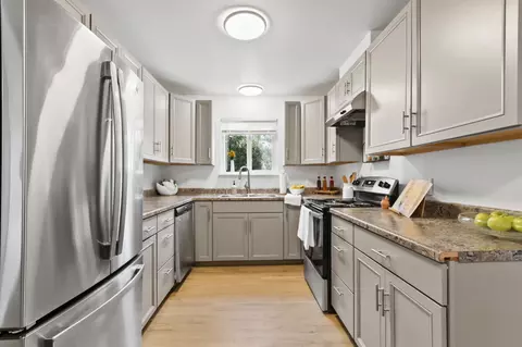 Kitchen - 1518 Pole Line Rd, Davis, CA 95618 photo 2 of 5