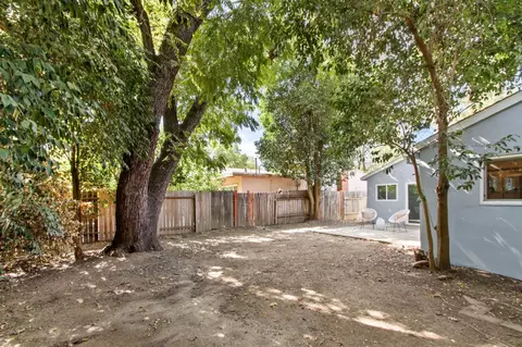 Exterior - 1518 Pole Line Rd, Davis, CA 95618 photo 4 of 10