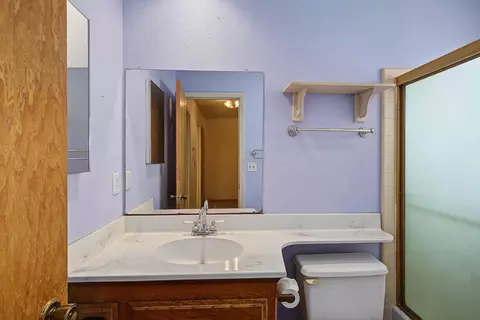 Bath - 749 Meadow Way, Manteca, CA 95336 photo 5 of 5
