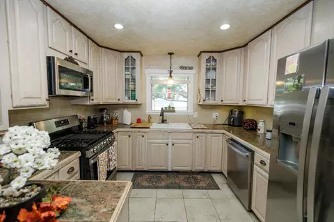 Kitchen - 1815 E Marshall St, Turlock, CA 95380 photo 2 of 3
