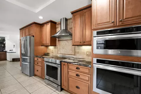 Kitchen - 1945 Clemson Ct, Turlock, CA 95382 photo 3 of 4