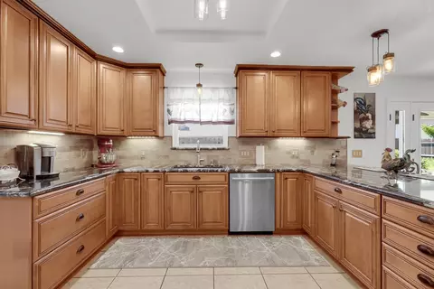 Kitchen - 1945 Clemson Ct, Turlock, CA 95382 photo 1 of 4