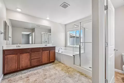 Bath - 3750 Samuelson Way, Sacramento, CA 95834 photo 1 of 5