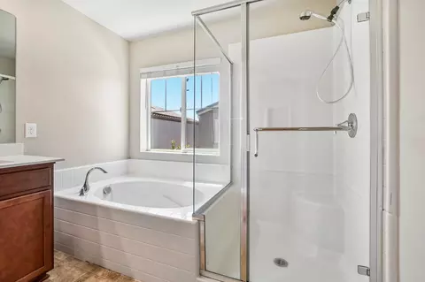 Bath - 3750 Samuelson Way, Sacramento, CA 95834 photo 5 of 5