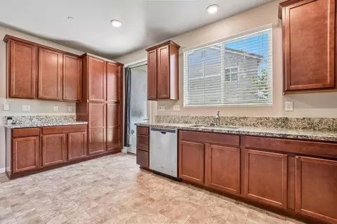 Kitchen - 3750 Samuelson Way, Sacramento, CA 95834 photo 3 of 3