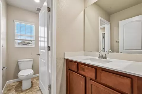Entry Way - 3750 Samuelson Way, Sacramento, CA 95834 photo 3 of 3