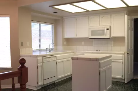Kitchen - 761 Petrig St, Tracy, CA 95376 photo 1 of 2
