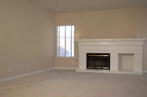 Living - 761 Petrig St, Tracy, CA 95376 photo 7 of 9