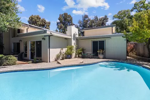 Exterior - 1619 Tamarack Ln, Davis, CA 95616 photo 11 of 17