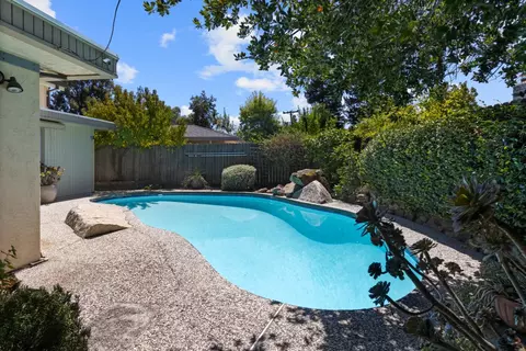 Exterior - 1619 Tamarack Ln, Davis, CA 95616 photo 13 of 17