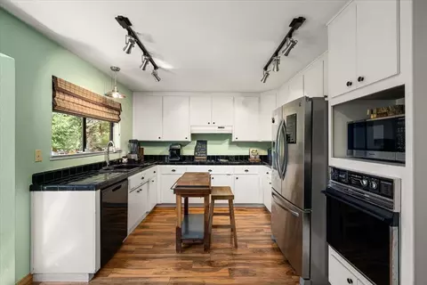 Kitchen - 2257 Strap Miner Trl, Cool, CA 95614 photo 2 of 4
