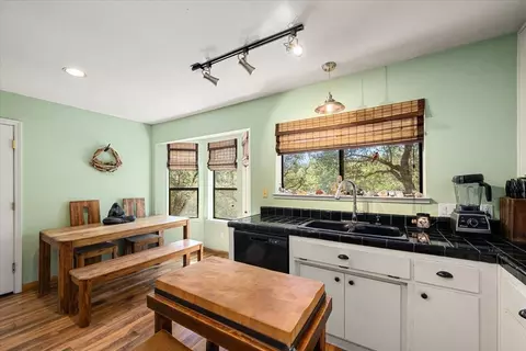 Kitchen - 2257 Strap Miner Trl, Cool, CA 95614 photo 3 of 4