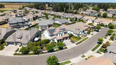 View/Area - 3021 Belmont Dr, Lodi, CA 95242 photo 6 of 7