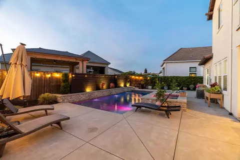 Exterior - 3021 Belmont Dr, Lodi, CA 95242 photo 9 of 15