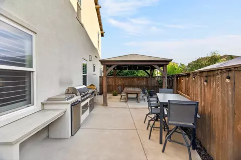 Exterior - 3021 Belmont Dr, Lodi, CA 95242 photo 17 of 17
