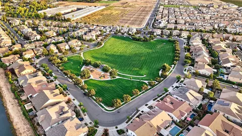 View/Area - 3021 Belmont Dr, Lodi, CA 95242 photo 1 of 7