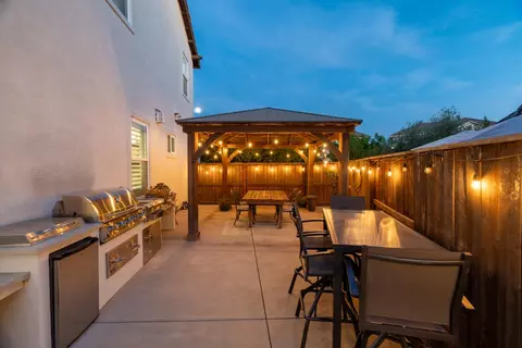 Exterior - 3021 Belmont Dr, Lodi, CA 95242 photo 13 of 17