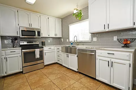 Kitchen - 1902 Willert Dr, Turlock, CA 95380 photo 2 of 5