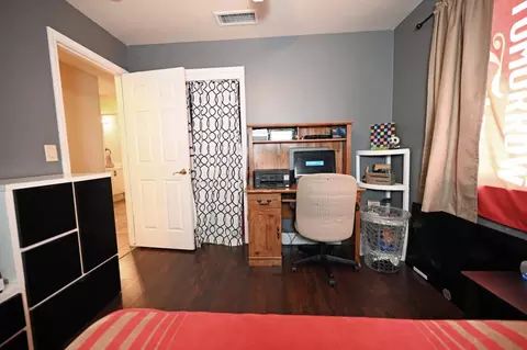 Bedroom - 1902 Willert Dr, Turlock, CA 95380 photo 4 of 7