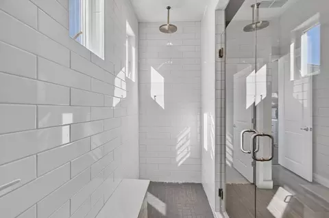 Bath - 1837 Azalea St, Lodi, CA 95242 photo 7 of 9