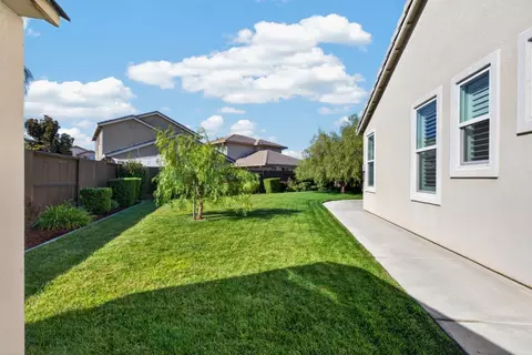Exterior - 1837 Azalea St, Lodi, CA 95242 photo 8 of 12
