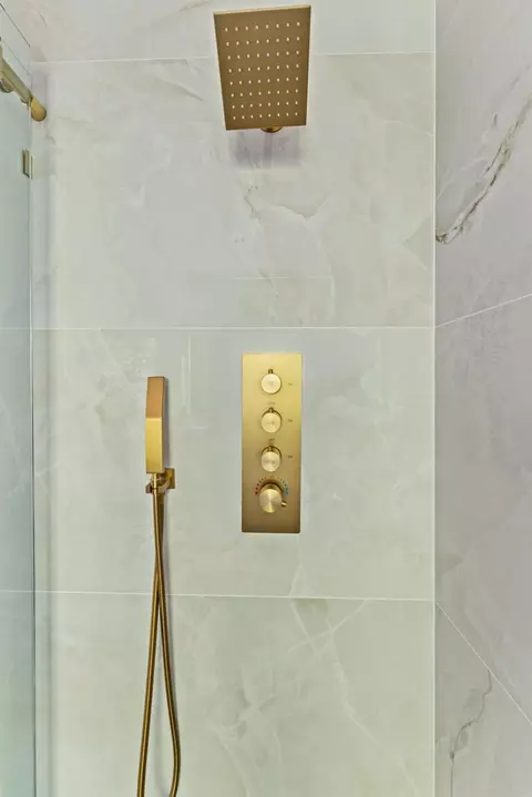 Bath - 3209 Max Ct, Carmichael, CA 95608 photo 6 of 7