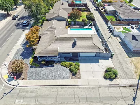 View/Area - 2500 E Canal Dr, Turlock, CA 95380 photo 3 of 6