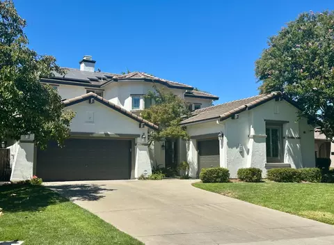 430 Woodhaven Pl, West Sacramento, CA 95605