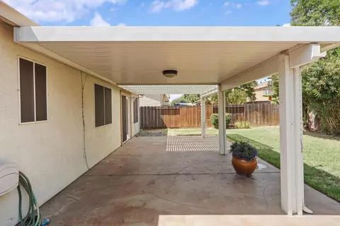 Exterior - 799 Clifford Dr, Lathrop, CA 95330 photo 7 of 10