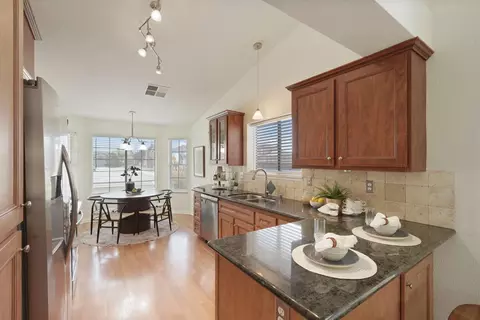 Kitchen - 799 Clifford Dr, Lathrop, CA 95330 photo 3 of 5