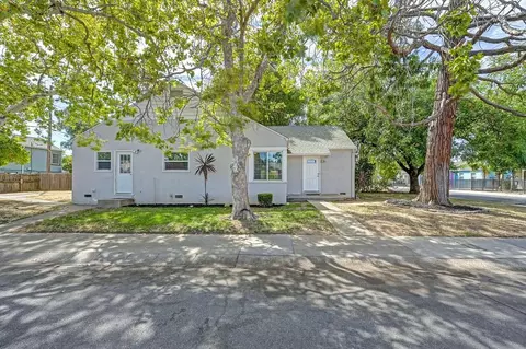 3896 12th Ave, Sacramento, CA 95817