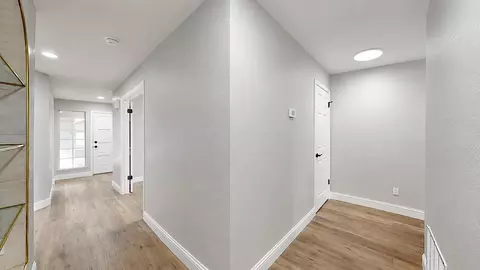 Entry Way - 1516 January Dr, Modesto, CA 95358 photo 3 of 4