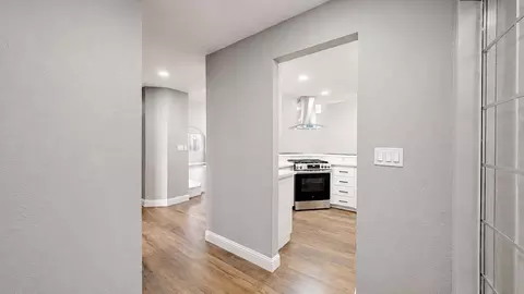 Entry Way - 1516 January Dr, Modesto, CA 95358 photo 1 of 4