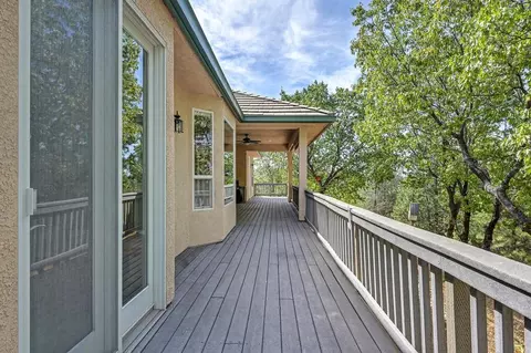 Exterior - 2120 Bear Rock Rd, Placerville, CA 95667 photo 10 of 16