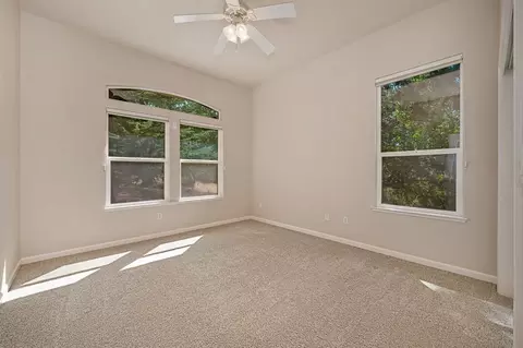 Bedroom - 2120 Bear Rock Rd, Placerville, CA 95667 photo 3 of 8