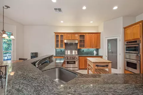 Kitchen - 2120 Bear Rock Rd, Placerville, CA 95667 photo 3 of 11