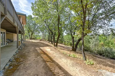 Exterior - 2120 Bear Rock Rd, Placerville, CA 95667 photo 12 of 16