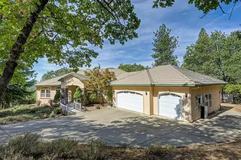 Exterior - 2120 Bear Rock Rd, Placerville, CA 95667 photo 3 of 16