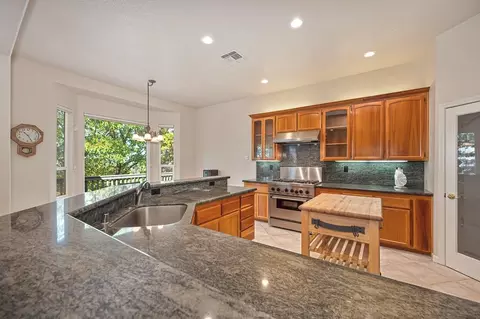 Kitchen - 2120 Bear Rock Rd, Placerville, CA 95667 photo 2 of 11